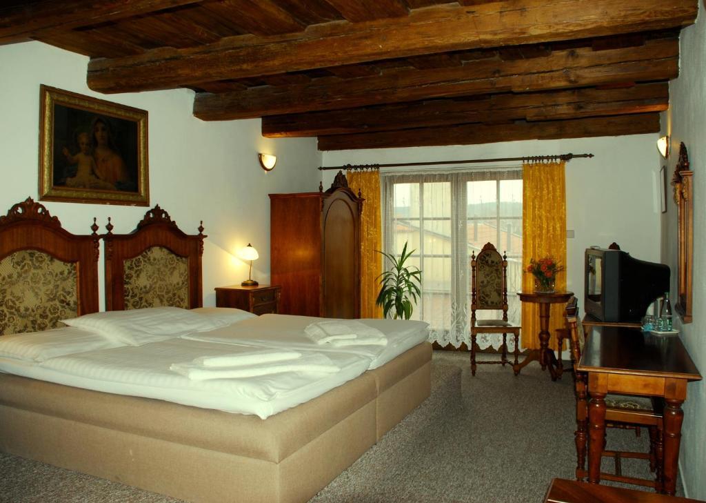 Hotel Zlaty Kohout Mladá Boleslav Habitación foto